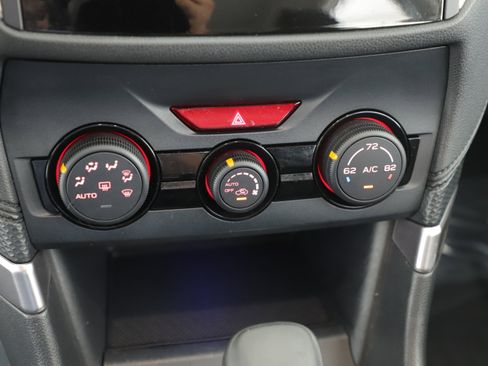 Used 2021 Subaru Forester Base image 16