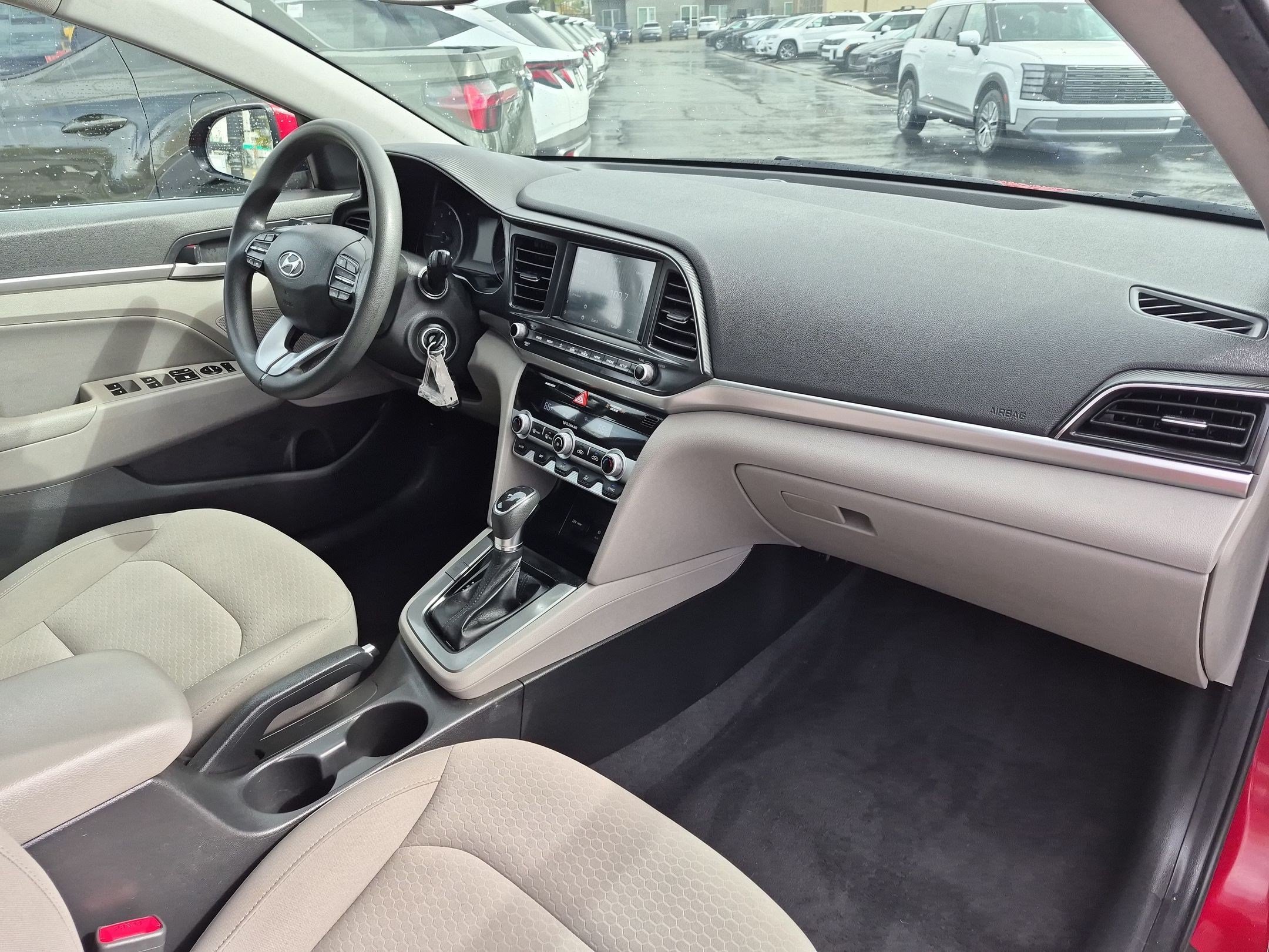 Used 2020 Hyundai Elantra SEL FWD image 29