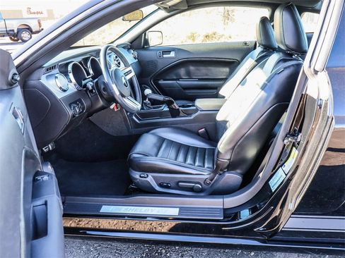 Used 2007 Ford Mustang GT Premium image 25