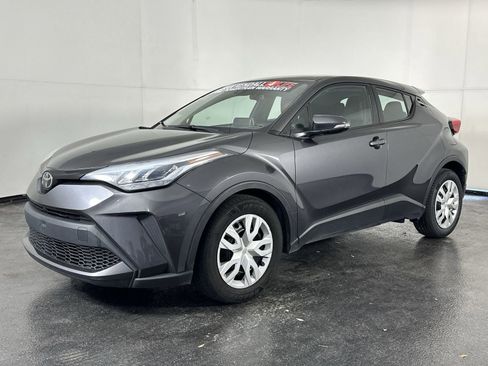 Used 2021 Toyota C-HR LE image 6