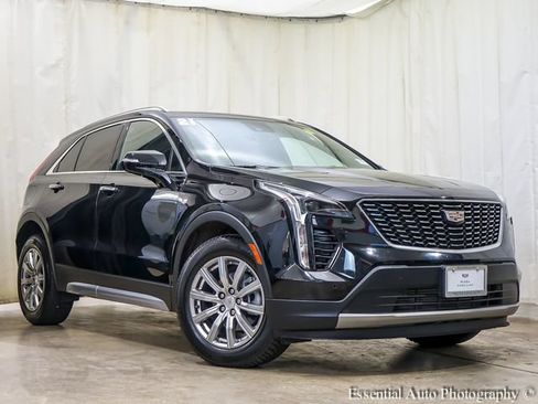 Used 2021 Cadillac XT4 Premium Luxury w/ Cold Weather Package FWD image 1