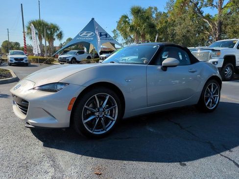 Used 2022 MAZDA MX-5 Miata Grand Touring image 1
