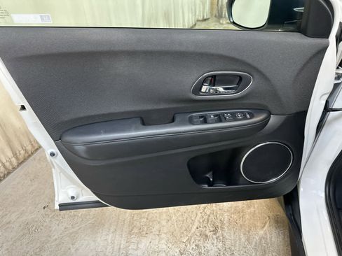 Used 2019 Honda HR-V EX image 27