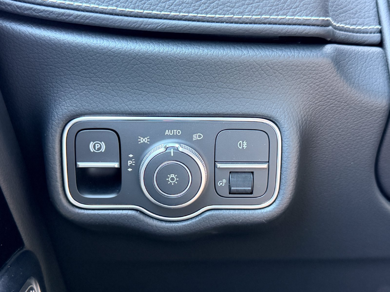 Certified 2025 Mercedes-Benz G 63 AMG 4MATIC image 21