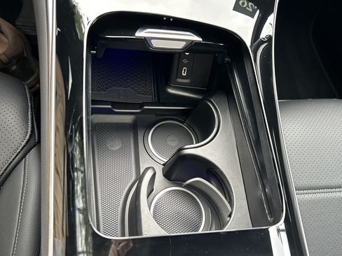 Certified 2026 Mercedes-Benz GLC 300 4MATIC image 35