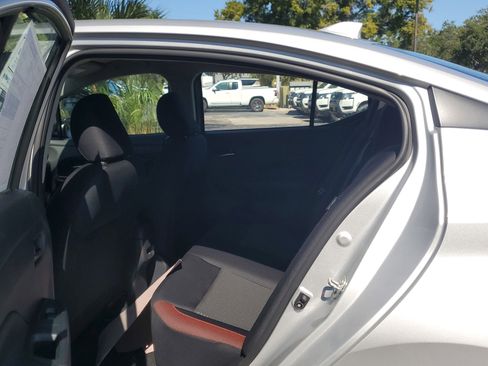 New 2025 Nissan Versa SR w/ Trunk Package image 8