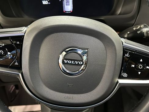 Certified 2023 Volvo XC90 B6 Plus w/ Protection Package Premier AWD/4WD image 12