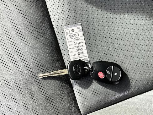 Used 2012 Toyota Tundra Limited w/ Platinum Pkg image 37