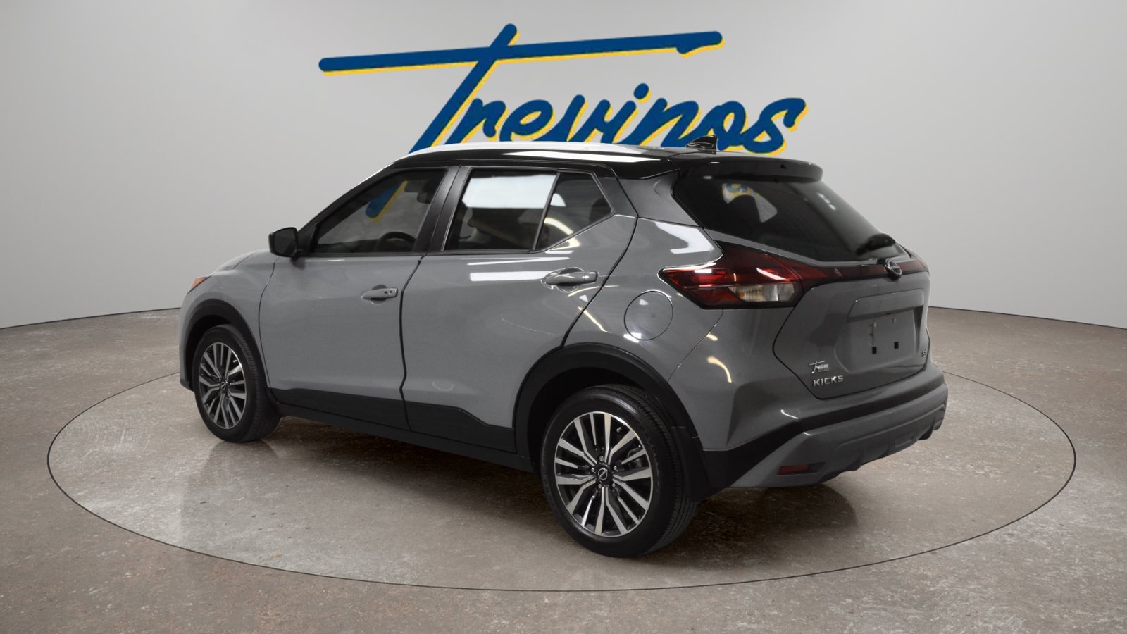 Used 2023 Nissan Kicks SV FWD image 9