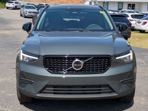 New 2026 Volvo XC40 B5 Core AWD/4WD image 9