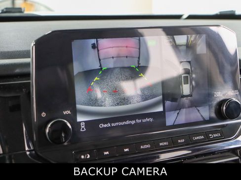 Used 2023 Nissan Pathfinder SL w/ Lighting Package (N92) image 19