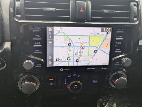 Used 2022 Toyota 4Runner TRD Off-Road Premium w/ Moonroof Package AWD/4WD image 22