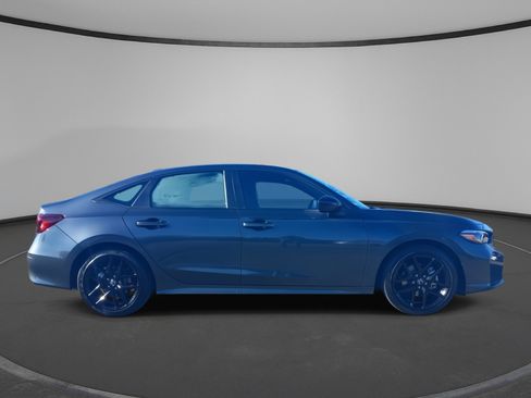 Used 2025 Honda Civic Sport image 8