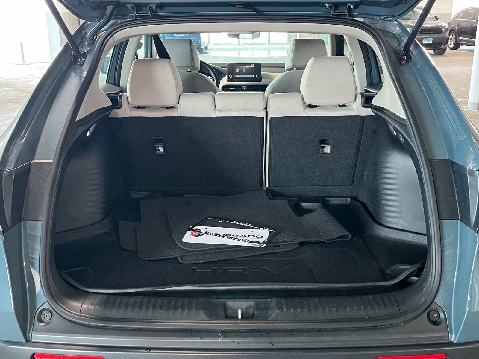 Used 2024 Honda HR-V LX image 10