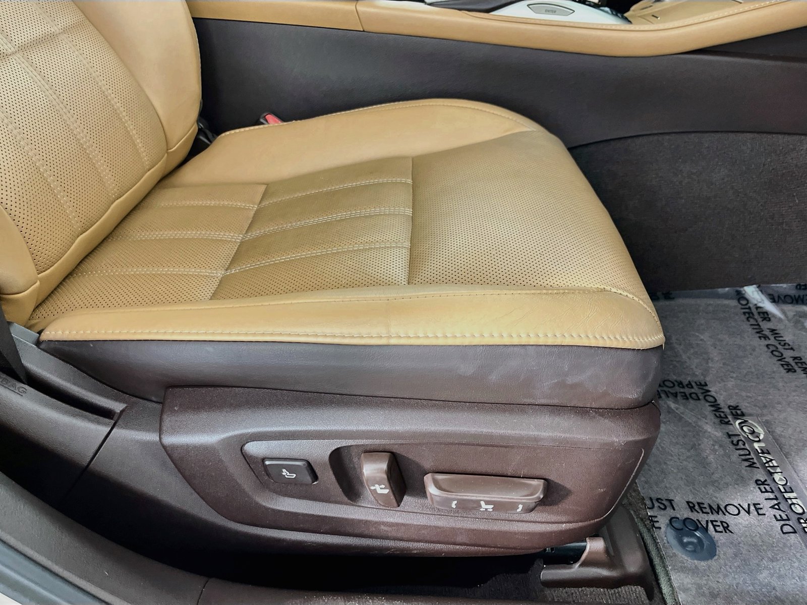 Used 2017 Lexus ES 350 w/ Luxury Package FWD image 36