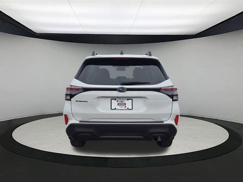 Certified 2025 Subaru Forester Premium image 6