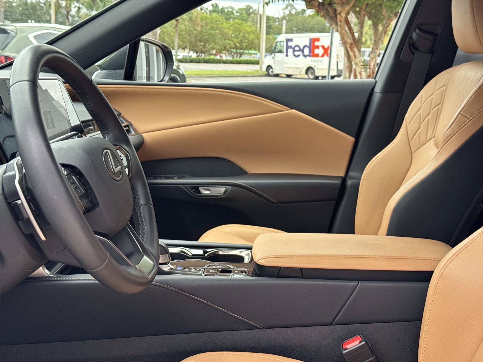 Certified 2026 Lexus RX 350 FWD w/ Accessory Package (Z1) image 15