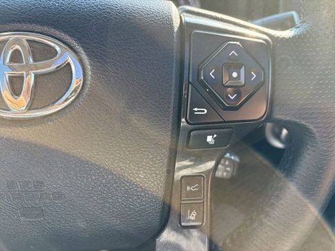 Used 2020 Toyota 4Runner Nightshade AWD/4WD image 17