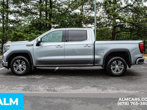 Used 2026 GMC Sierra 1500 SLT RWD image 6