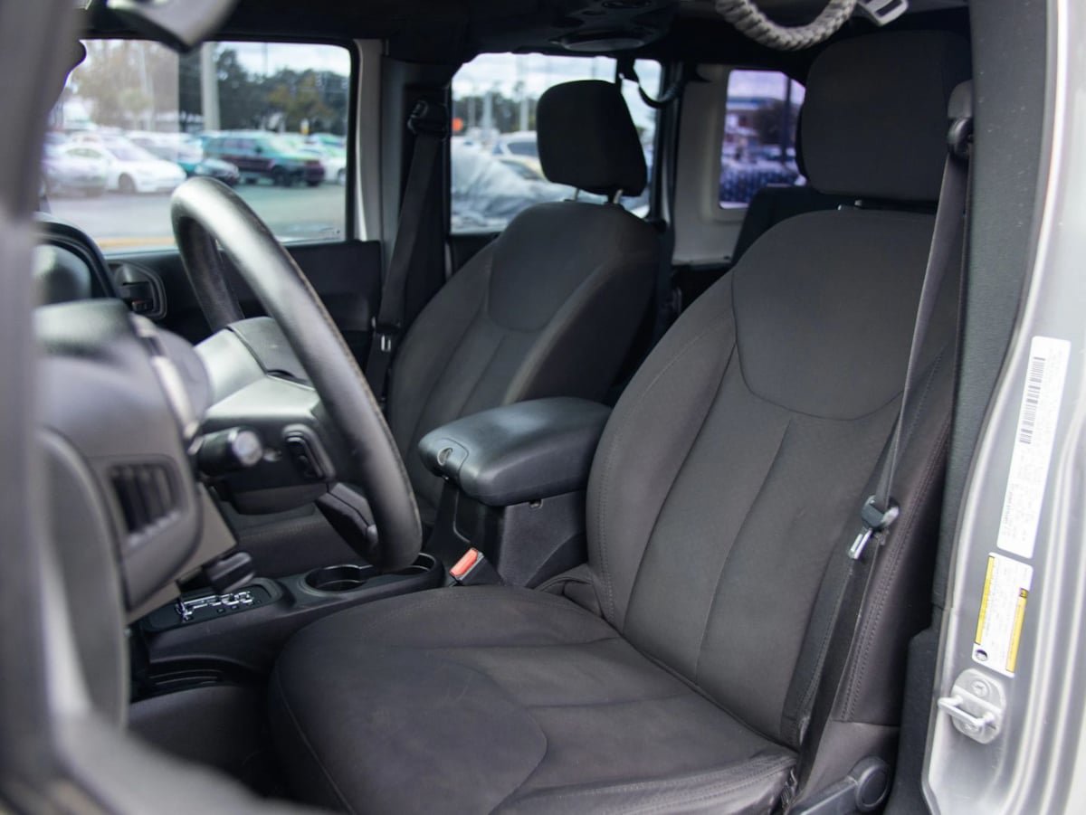 Used 2014 Jeep Wrangler Unlimited Sport AWD/4WD image 18