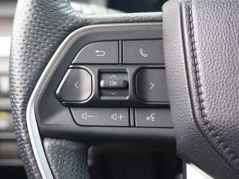 Certified 2025 Toyota Tacoma TRD Off-Road image 25