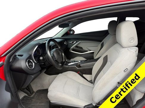 Used 2023 Chevrolet Camaro LT image 9