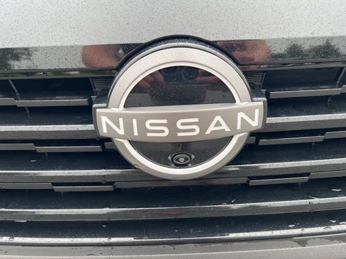 New 2025 Nissan Kicks SR image 10