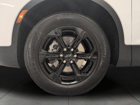 Used 2024 Chevrolet Blazer LT w/ Midnight/Sport Edition AWD/4WD image 4
