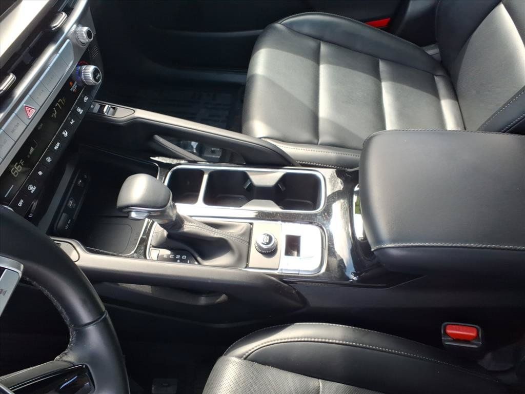 Used 2025 Kia Telluride S FWD image 15
