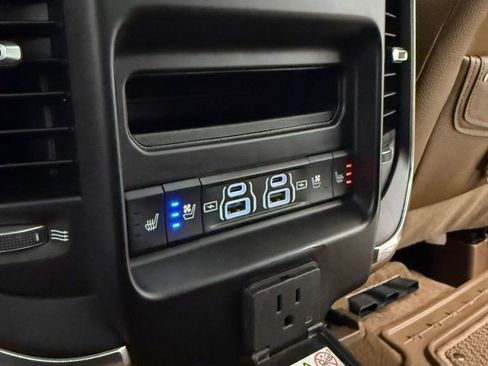 Used 2024 RAM 1500 Limited image 38