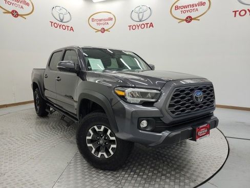 Used 2023 Toyota Tacoma TRD Off-Road image 1