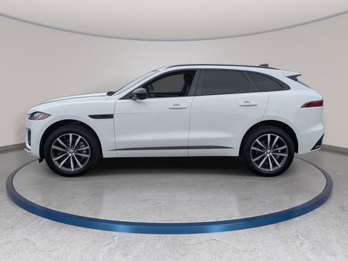 New 2026 Jaguar F-PACE R-Dynamic S image 8