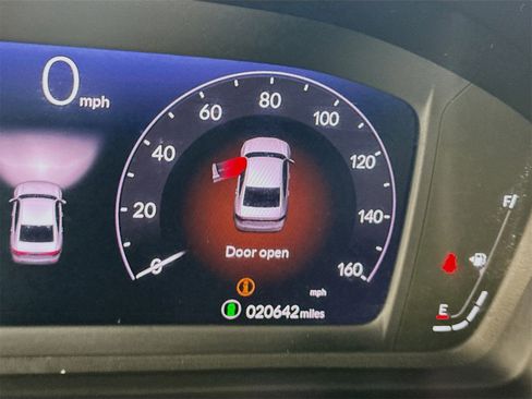 Used 2025 Honda Accord SE image 8