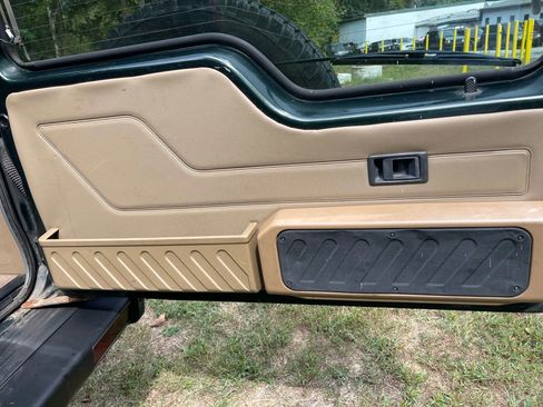 Used 1999 Land Rover Discovery SD image 25