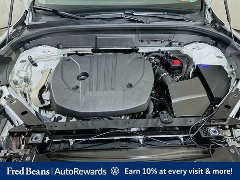 Used 2023 Volvo XC60 B5 Plus w/ Climate Package AWD/4WD image 36