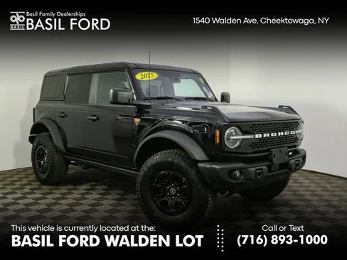 Used 2025 Ford Bronco Badlands w/ Sasquatch Package AWD/4WD image 1