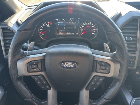 Used 2020 Ford F150 Raptor w/ Equipment Group 802A Luxury image 15