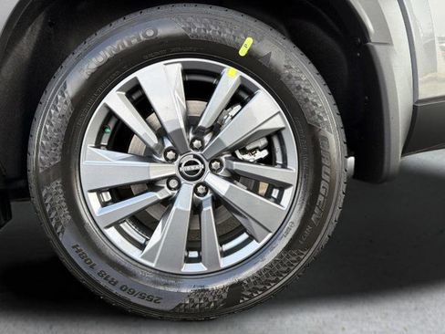 New 2026 Nissan Pathfinder SV AWD/4WD image 15