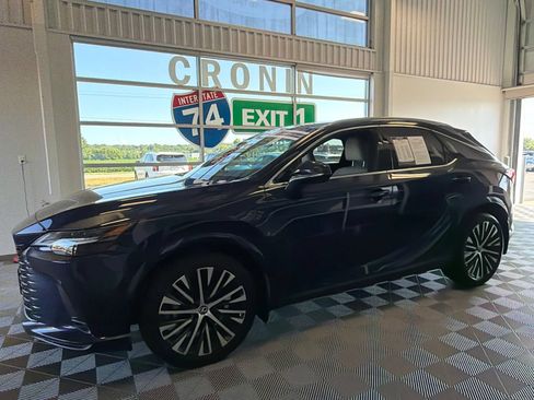 Used 2024 Lexus RX 350 AWD image 3