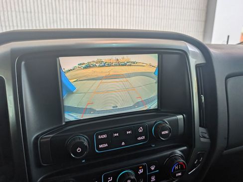 Used 2017 Chevrolet Silverado 2500 LT w/ LT Convenience Package image 20