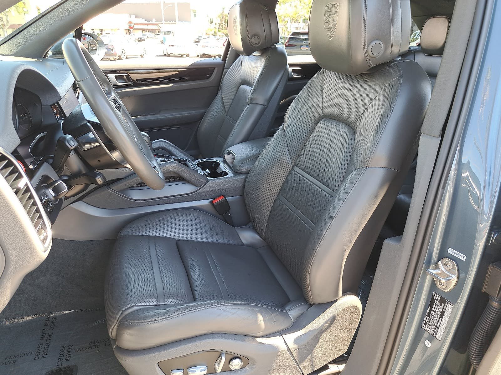 Used 2019 Porsche Cayenne S AWD/4WD image 17