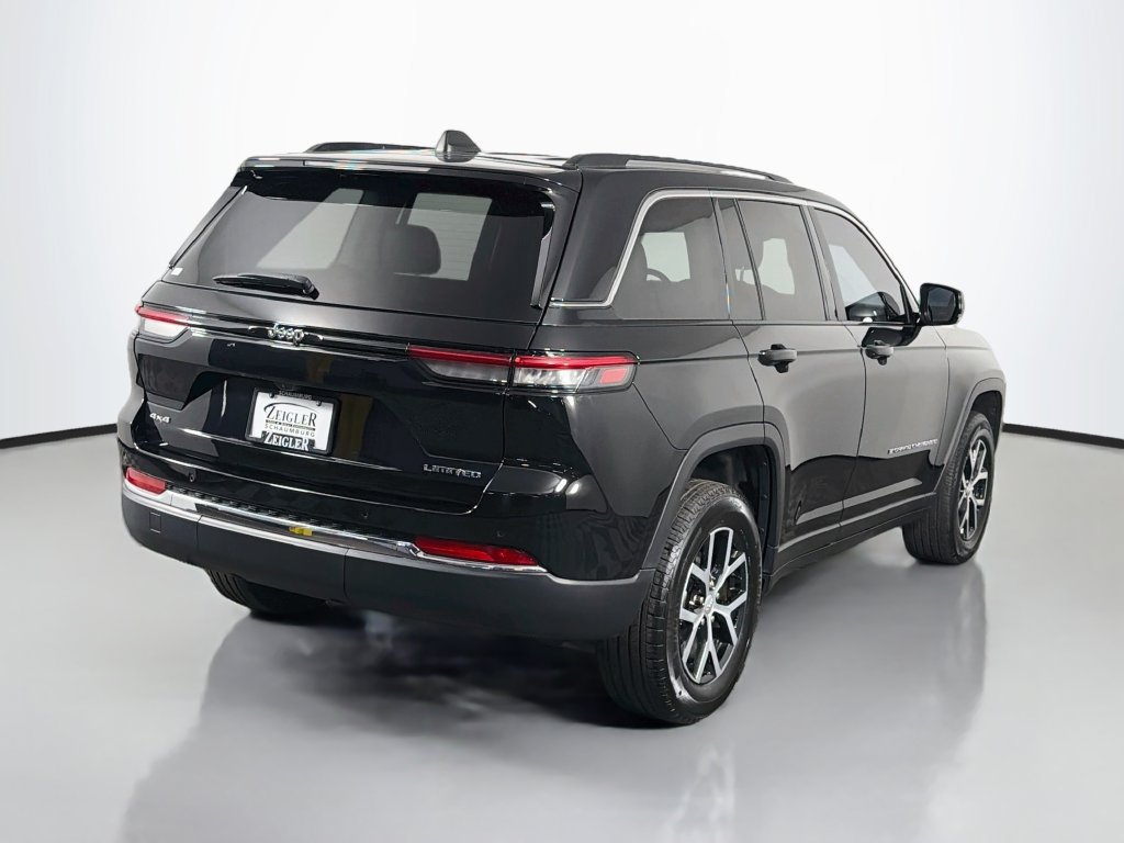 Used 2024 Jeep Grand Cherokee Limited AWD/4WD image 7