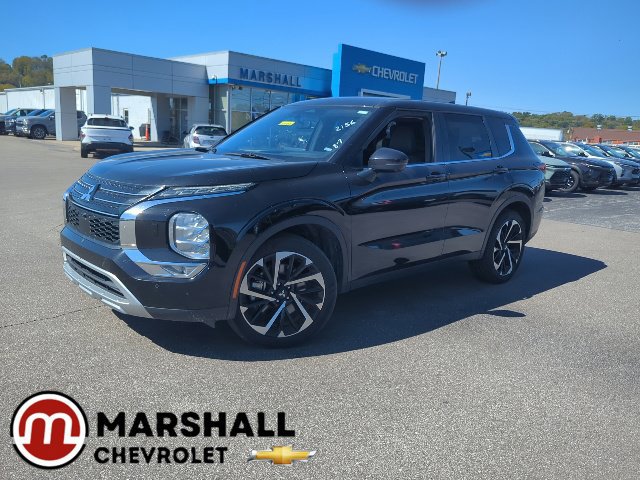 Used 2024 Mitsubishi Outlander AWD image 1