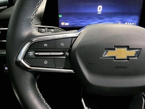Used 2026 Chevrolet Traverse LT FWD image 20