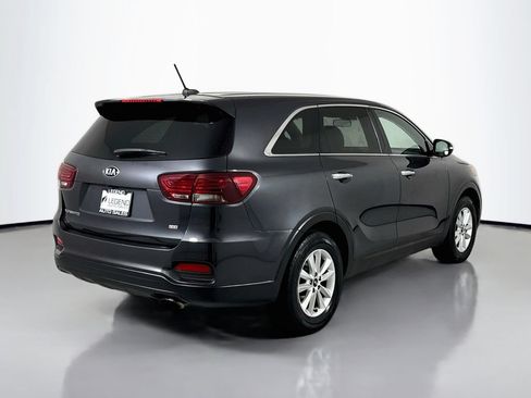 Used 2019 Kia Sorento FWD image 5