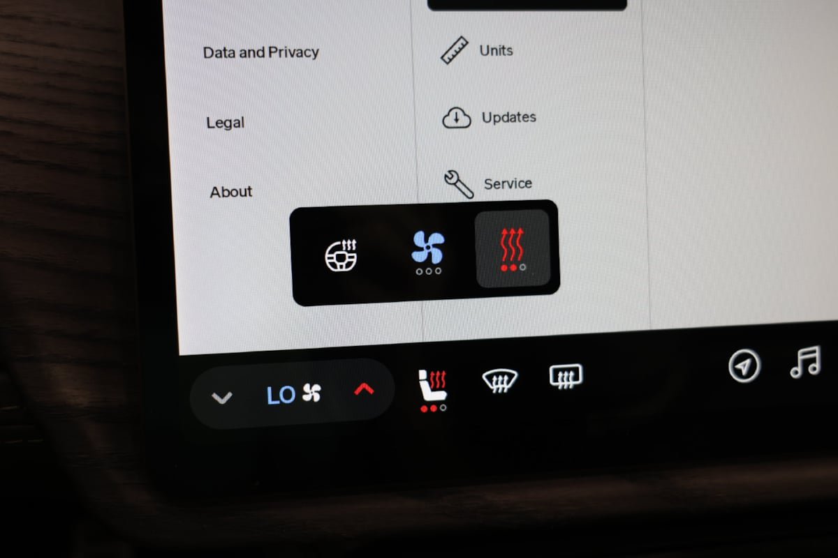 Used 2022 Rivian R1S Launch Edition Quad AWD/4WD image 8