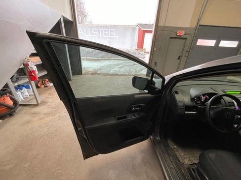 Used 2010 MAZDA MAZDA5 Grand Touring image 20