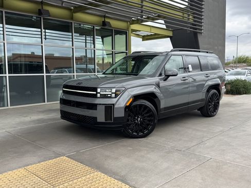 Used 2024 Hyundai Santa Fe Calligraphy image 1