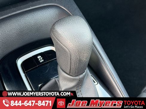 Used 2024 Toyota Corolla LE image 21