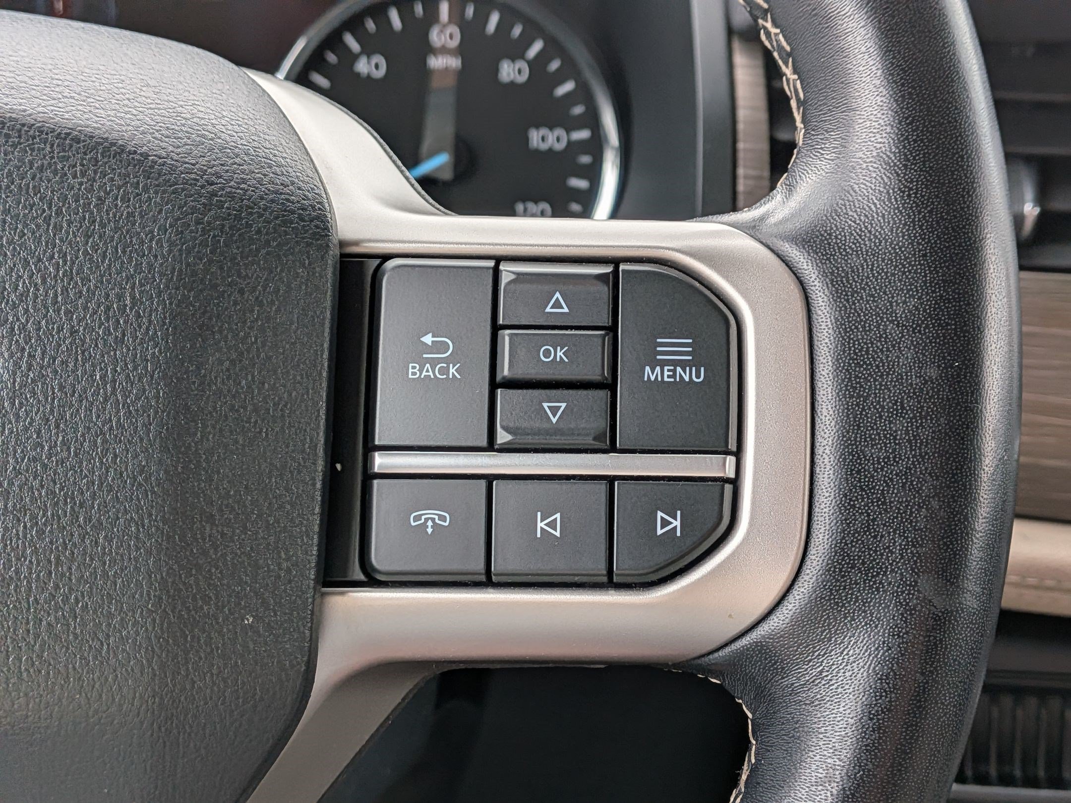 Used 2024 Ford Expedition Limited AWD/4WD image 19